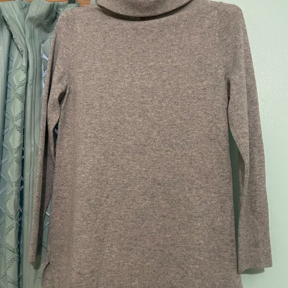 Womens TALBOTS Small Cashmere Sweater - Picture 2 of 4